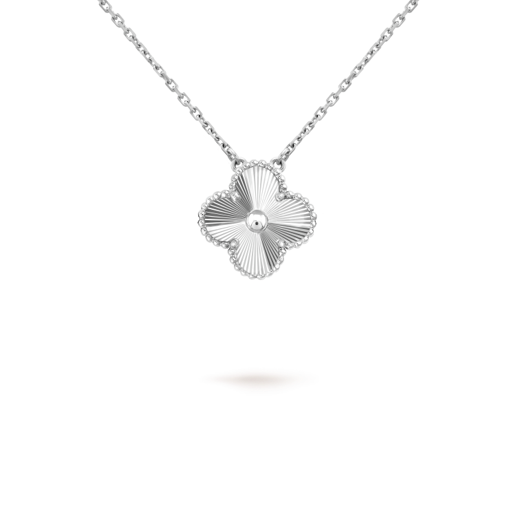 [Vera  Jewelry]CLOVER 15MM LASER NECKLACE SILVER