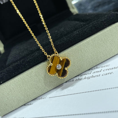 [Vera  Jewelry]CLOVER 15MM DIAMOND AND YELLOW TIGER'S EYE AGATE necklace