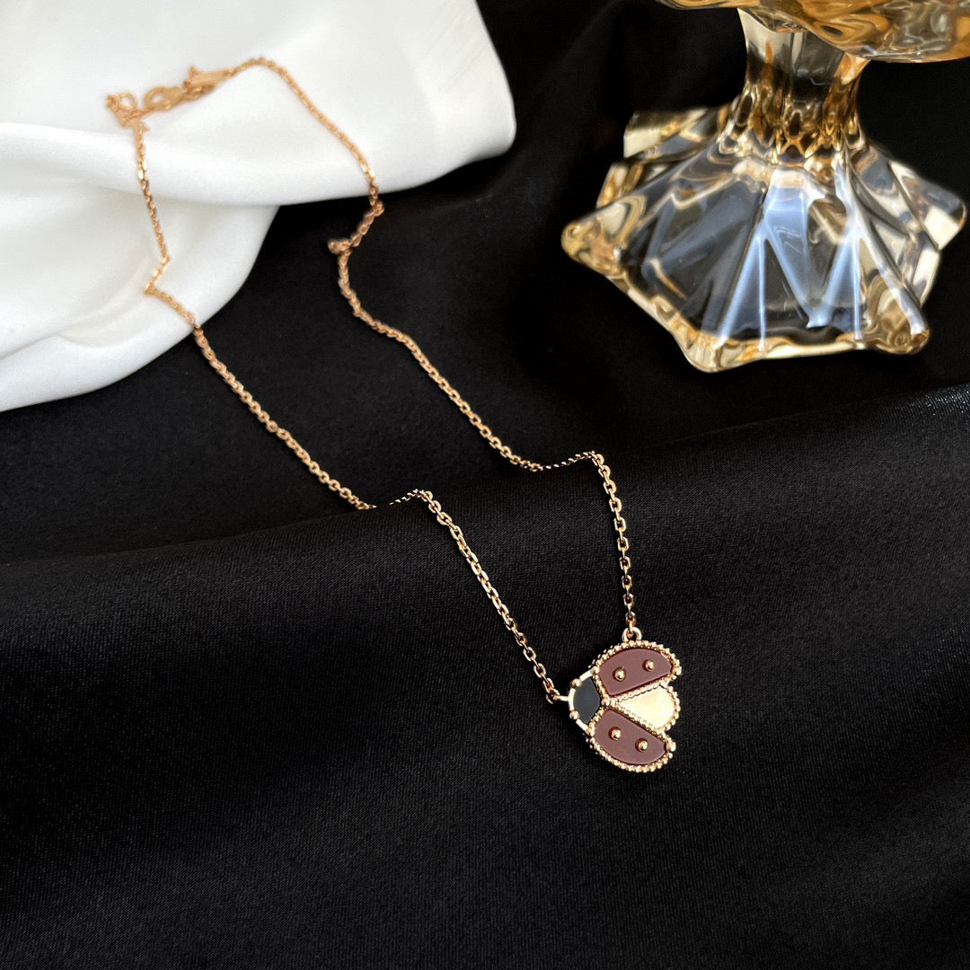 [Vera  Jewelry]LUCKY  CARNELIANS LADYBUG NECKLACE