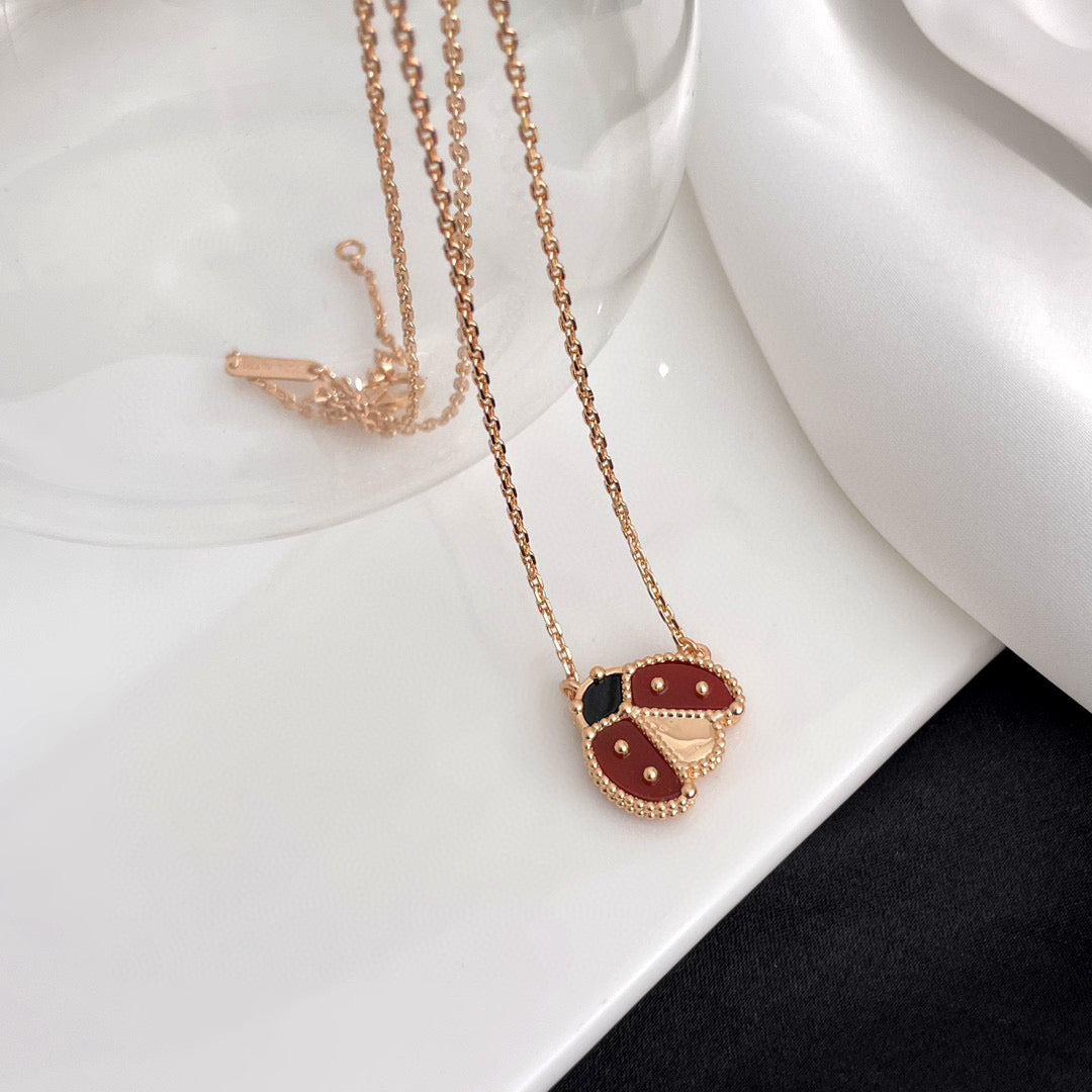 [Vera  Jewelry]LUCKY  CARNELIANS LADYBUG NECKLACE
