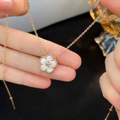 [Vera Jewelry]LUCKY  WHITE MOP  PLUM BLOSSOM NECKLACE