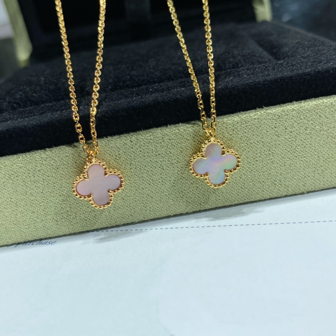 [Vera  Jewelry]CLOVER 9.5MM PINK MOTHER OF PEARL SINGLE FLOWER NECKLACE