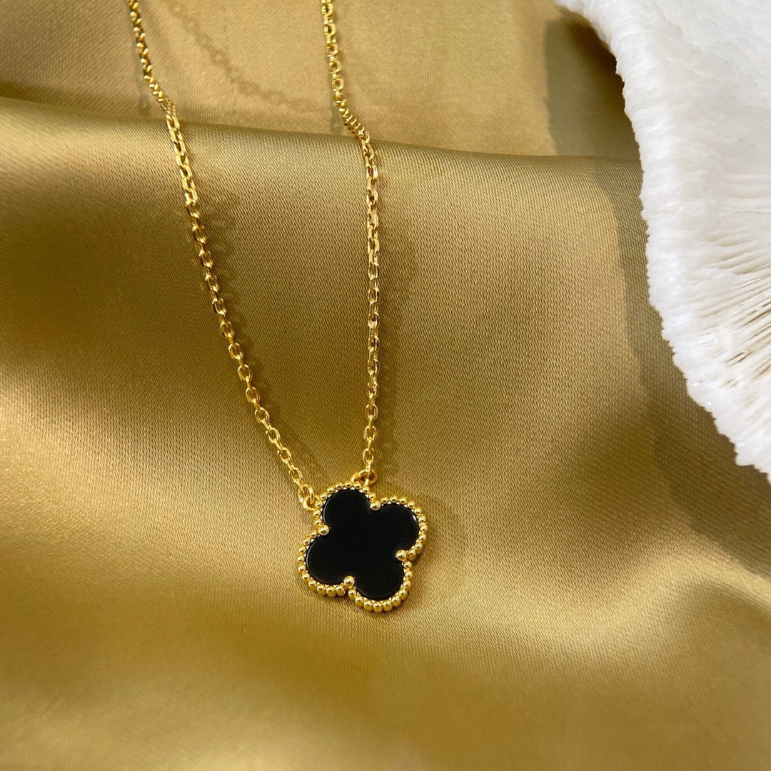 [Vera  Jewelry]CLOVER 15MM BLACK ONYX SINGLE FLOWER NECKLACE