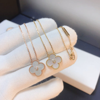[Vera  Jewelry]CLOVER 15MM DIAMOND WHITE FRITILLARIA NECKLACE