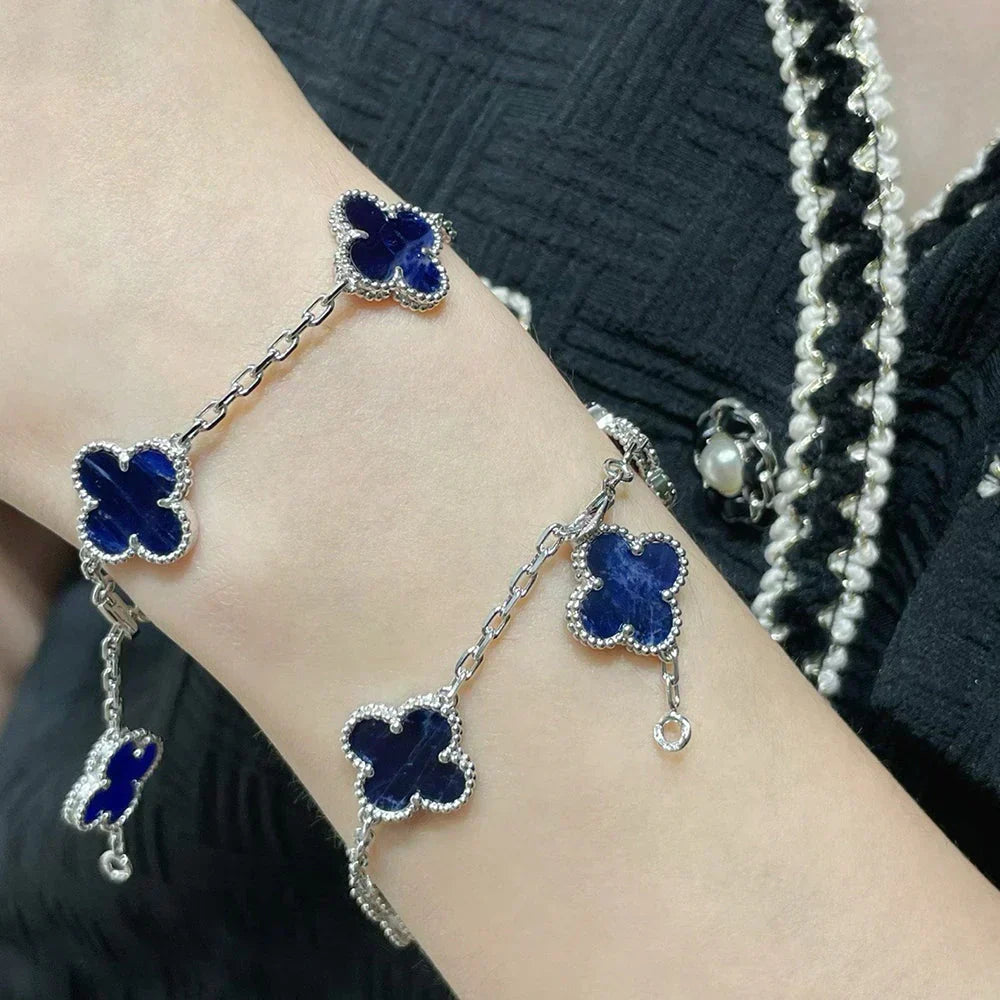 [Vera  Jewelry]LUCKY CLOVER 5-MOTIF BRACELET - PIETERSITE COLLECTION