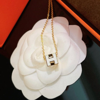[Vera Jewelry]H WHITE SQUARE GOLD NECKLACE