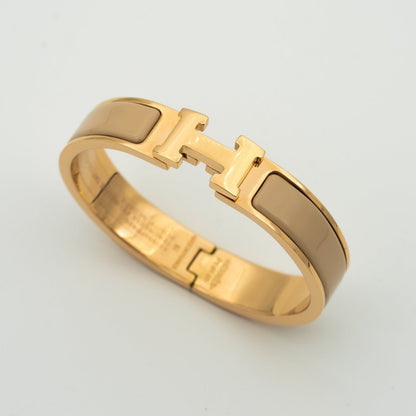 [Vera Jewelry]H GREY BRACELET