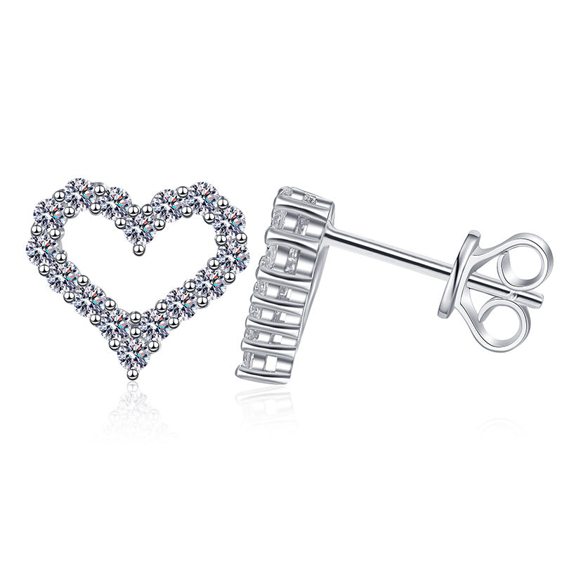[Vera  Jewelry]SPARKLING HEART-SHAPED MOISSANITE STUD EARRINGS