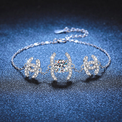[Vera  Jewelry]CLASSIC INTERLOCKING MOISSANITE BRACELET