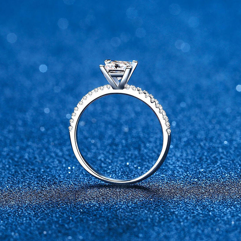 [Vera  Jewelry]ELEGANT PRINCESS CUT MOISSANITE ENGAGEMENT RING