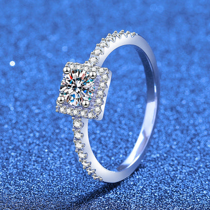 [Vera  Jewelry]DAINTY SUGAR-CUBE MOISSANITE RING