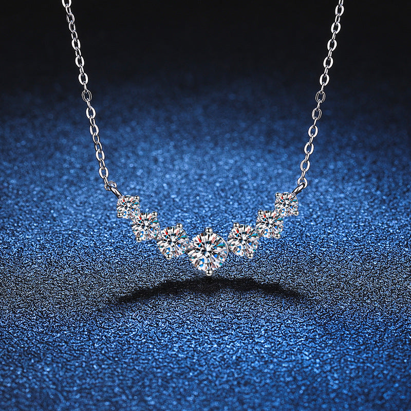 [Vera  Jewelry]MINIMALIST CURVED SMILE MOISSANITE NECKLACE