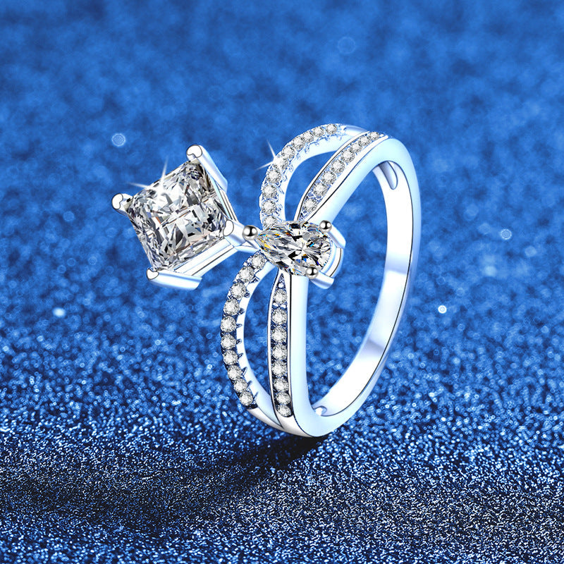 [Vera  Jewelry]ELEGANT DOUBLE-TWISTED MOISSANITE RING