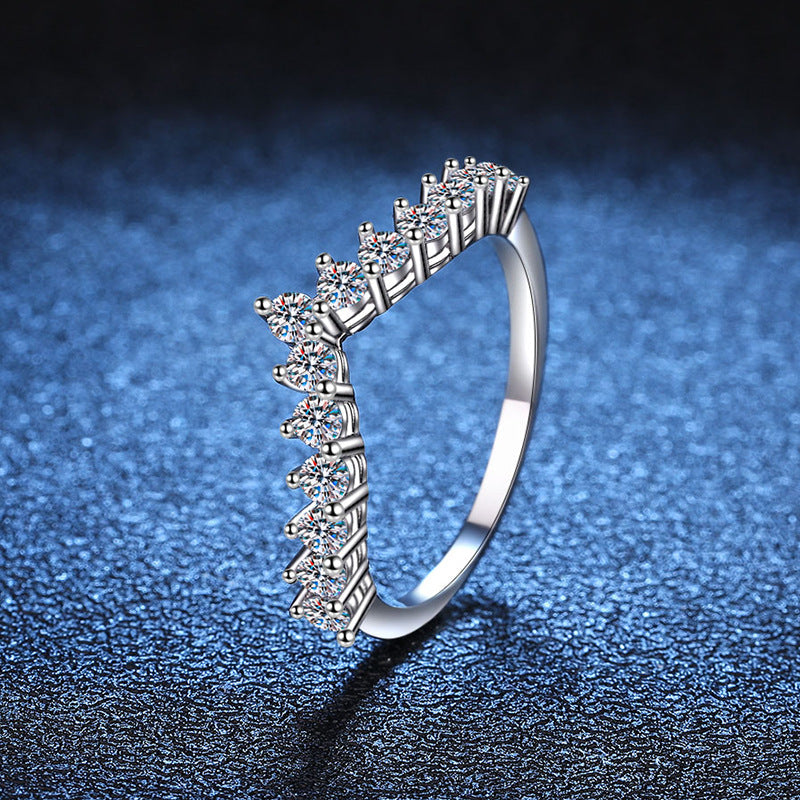 [Vera  Jewelry]ELEGANT V-SHAPED CHEVRON MOISSANITE RING