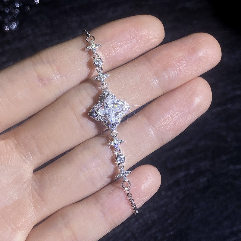 [Vera  Jewelry]MARQUISE-CLOVER MOISSANITE BRACELET