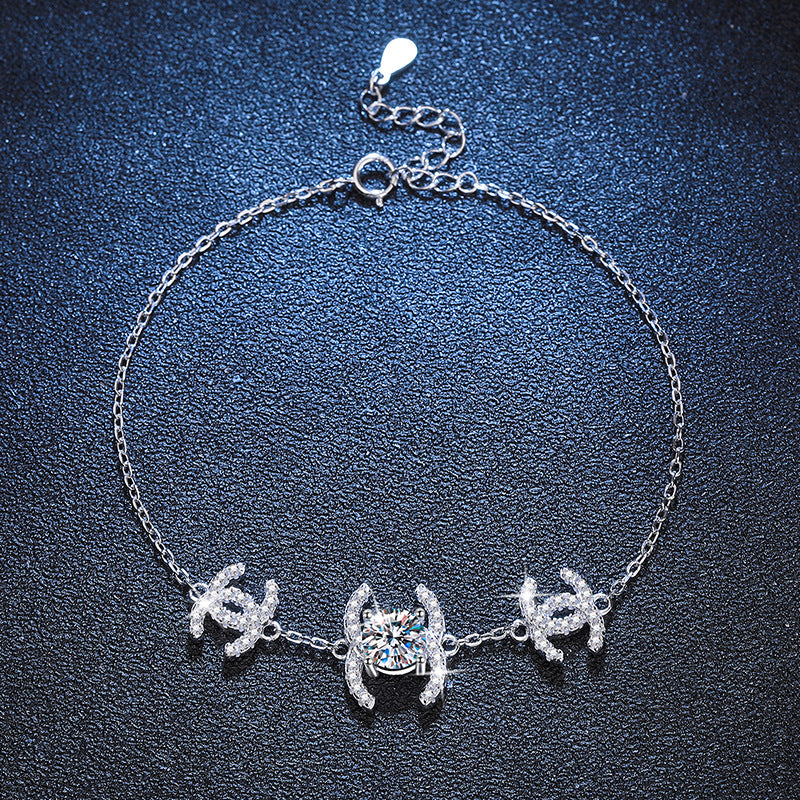 [Vera  Jewelry]CLASSIC INTERLOCKING MOISSANITE BRACELET