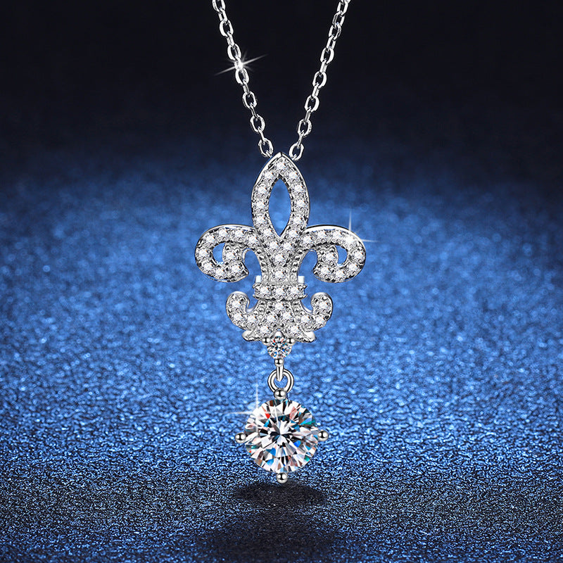 [Vera  Jewelry]ROYAL FLEUR-DE-LIS MOISSANITE PENDANT NECKLACE