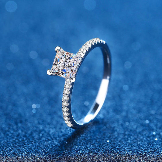 [Vera  Jewelry]ELEGANT PRINCESS CUT MOISSANITE ENGAGEMENT RING