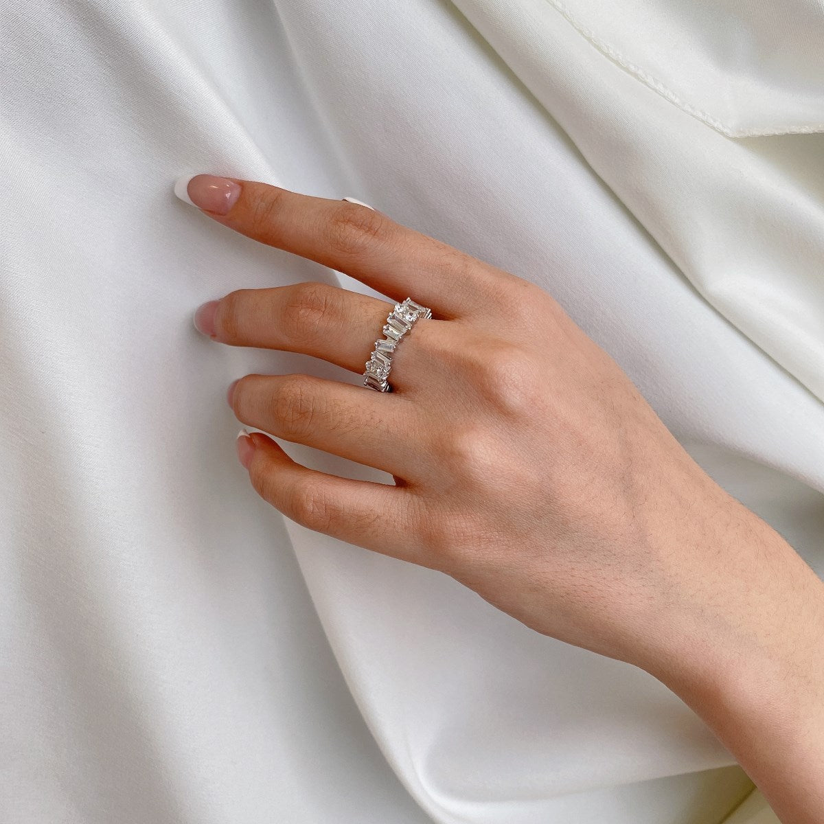 [Vera Jewelry]Delicate Multi Shape Tennis Ring