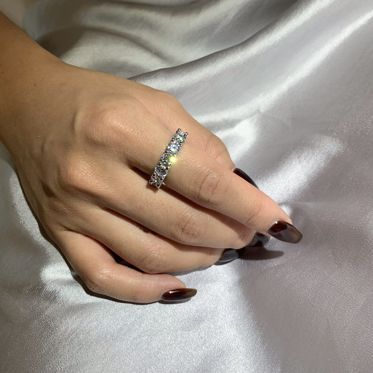 [Vera Jewelry]Gorgeous Round Cut Tennis Ring