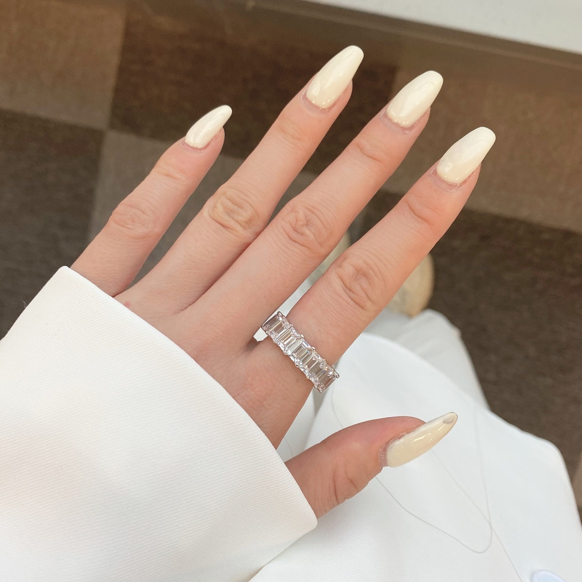 [Vera Jewelry]0.75 Carat Elegant Emerald Cut Tennis Ring