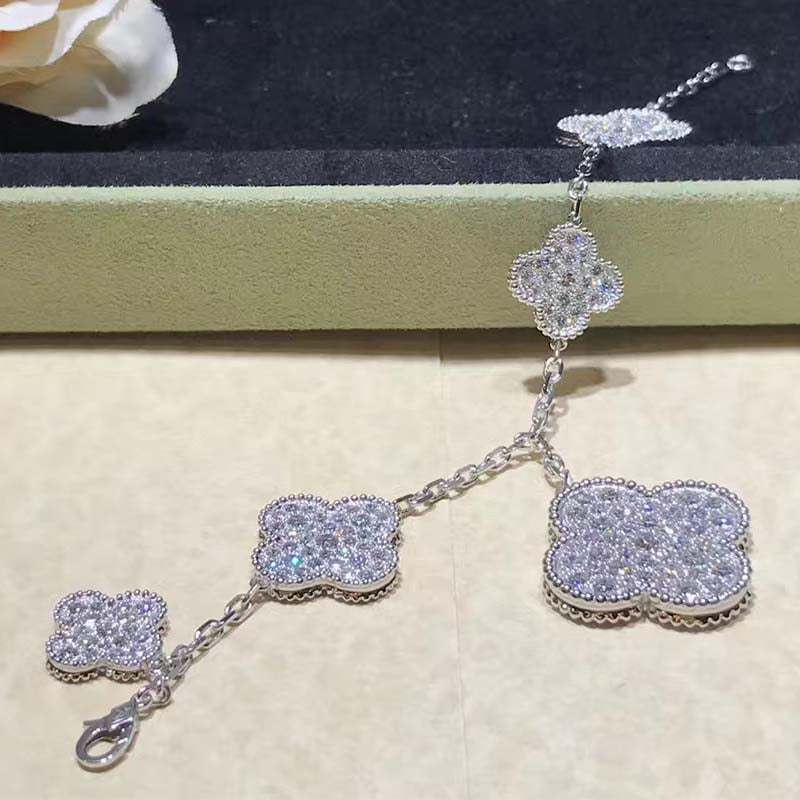 [Vera Jewelry]CLOVER 6 MOTIFS SILVER DIAMOND BRACELET