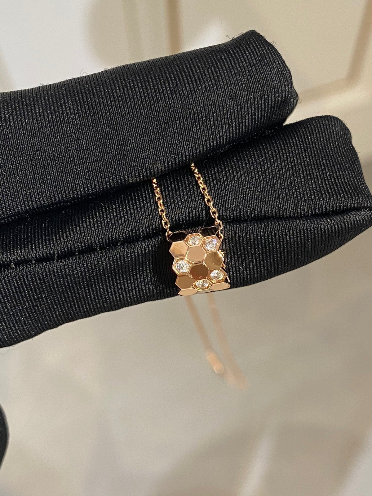 [Vera Jewelry]BEE LOVE DIAMOND NECKLACE