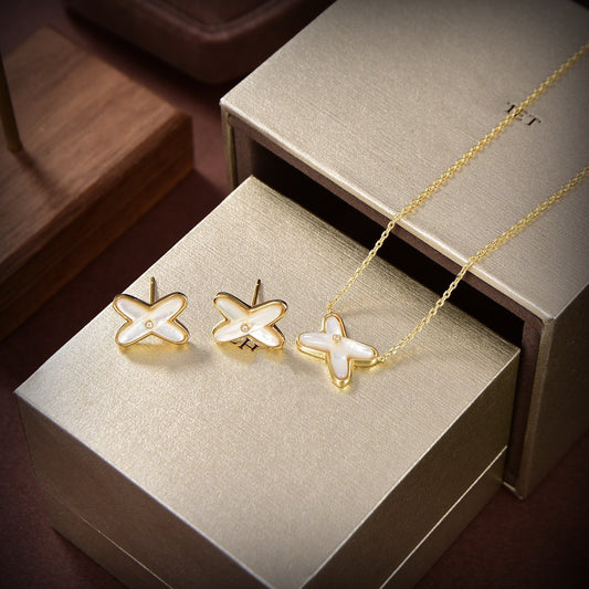 [Vera Jewelry]ジュ・ドゥ ホワイトマザーオブパール ゴールド ダイヤモンド イヤリング