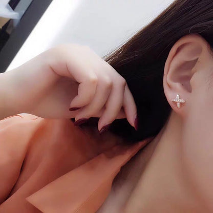 [Vera Jewelry]JEUX DE GOLD DIAMOND EARRINGS