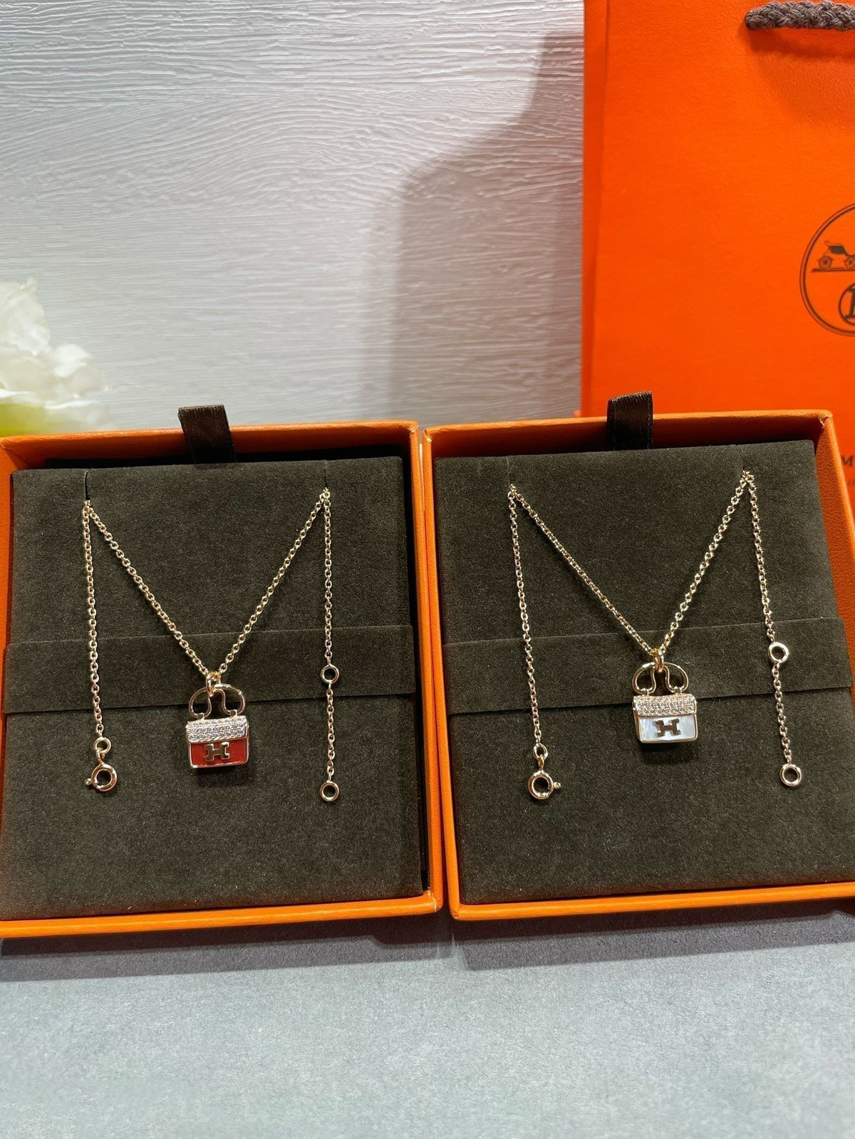 [Vera  Jewelry]H CIRCE MOISSANITE PENDANT NECKLACE GOLD