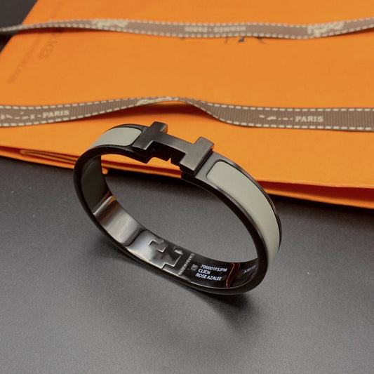[Vera Jewelry]CLIC HM SO BLACK GREY BRACELET