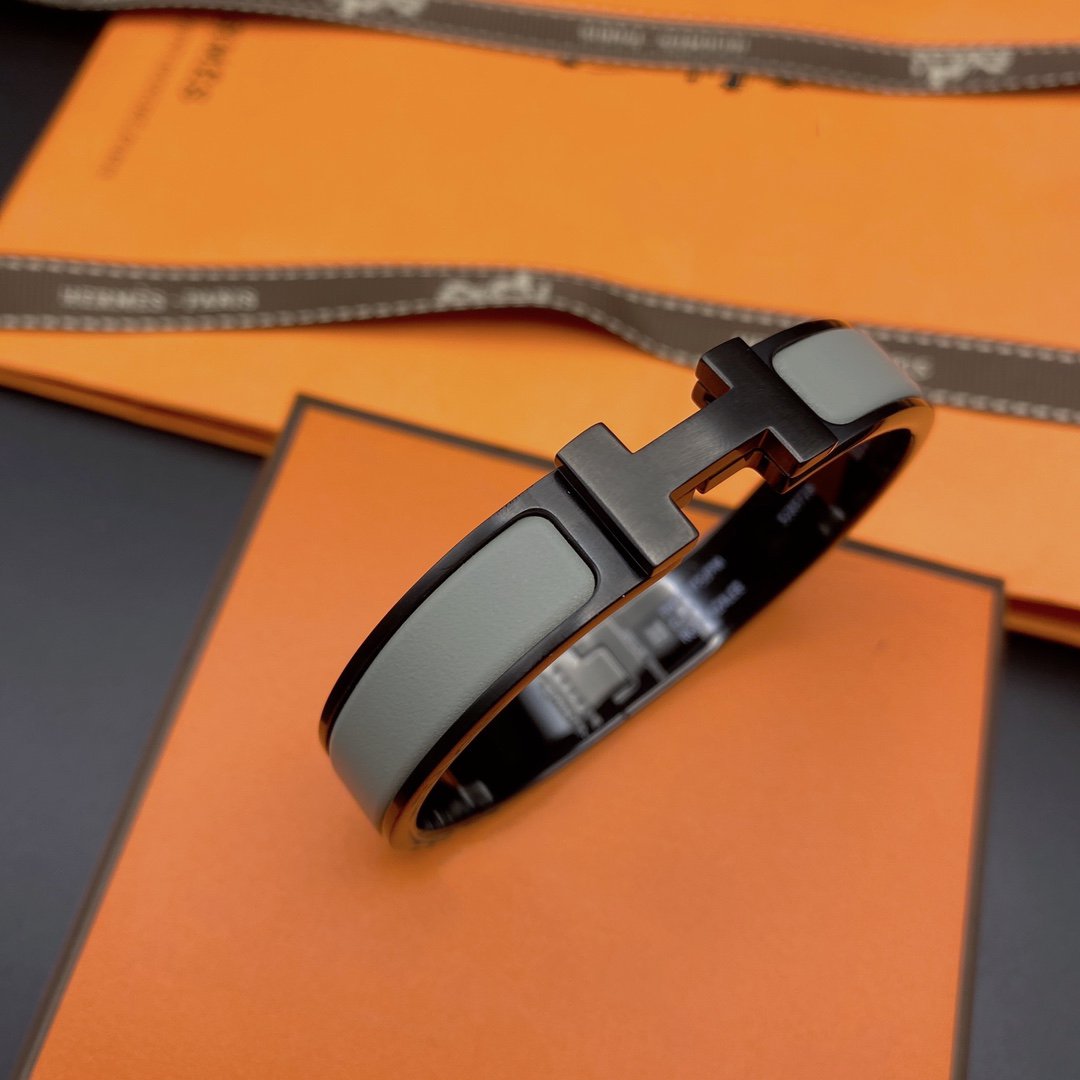 [Vera Jewelry]CLIC HM SO BLACK GREY BRACELET