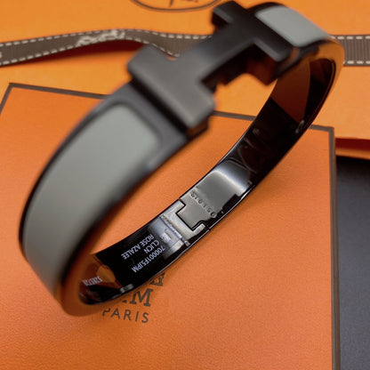 [Vera Jewelry]CLIC HM SO BLACK GREY BRACELET
