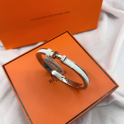 [Vera Jewelry]CLASSIC HM CLIC WHITE 8MM ENAMEL BRACELET
