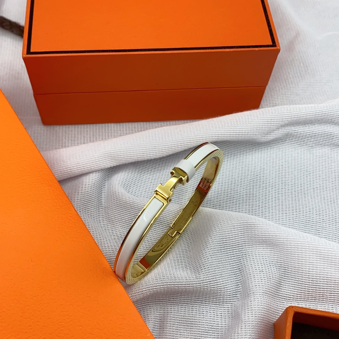 [Vera Jewelry]CLASSIC HM CLIC WHITE 8MM ENAMEL BRACELET