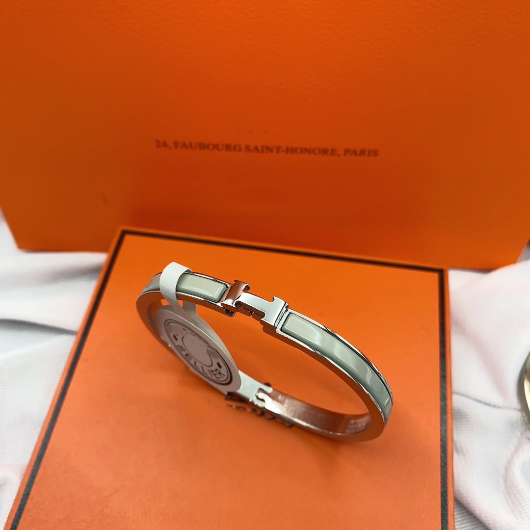 [Vera  Jewelry]CLASSIC HM CLIC GREEN 8MM ENAMEL BRACELET