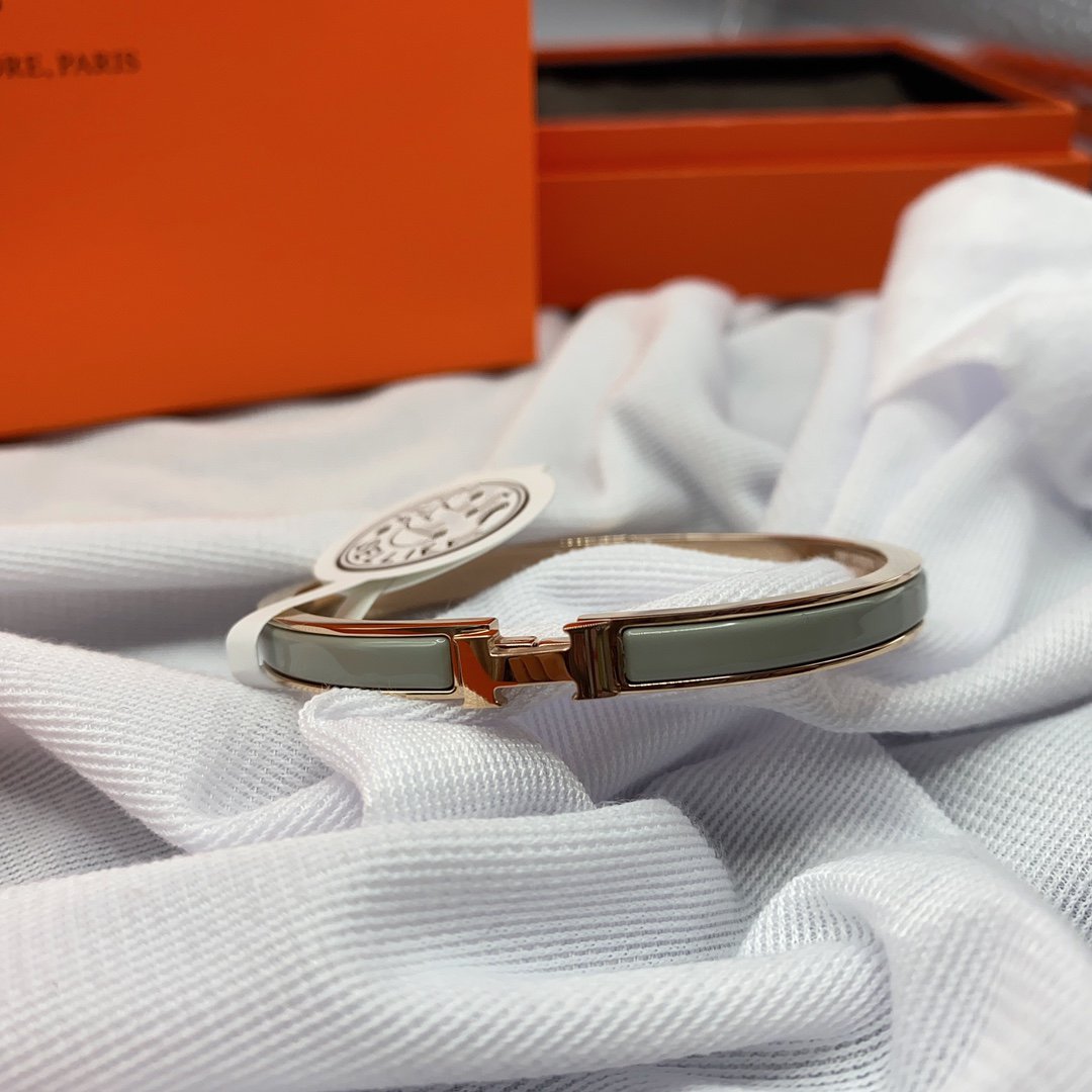 [Vera  Jewelry]CLASSIC HM CLIC GREEN 8MM ENAMEL BRACELET