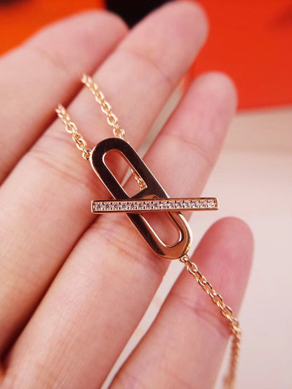 [Vera Jewelry]HM FIRE PIG NOSE NECKLACE TRENDY STREET