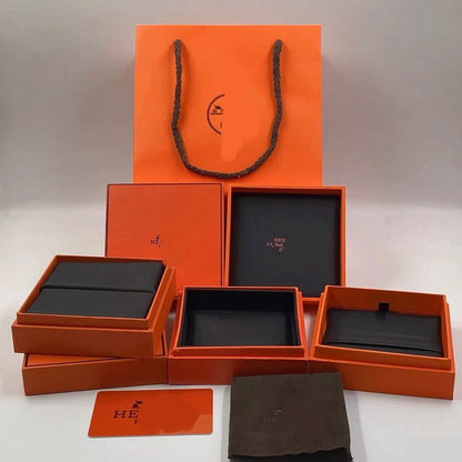 {
  "Vera Jewelry": "Vera Jewelry",
  "HM  BOX GIFT BAG": "HM ギフトボックス・ギフトバッグ"
}