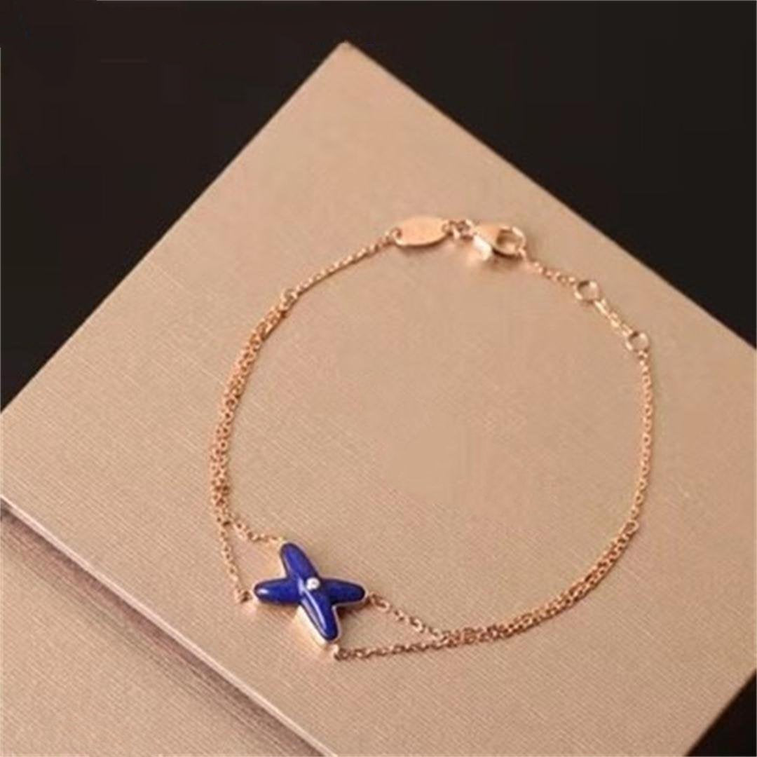 [Vera  Jewelry]Hollow Design Four-Leaf Clover Flower Shape Bracelet