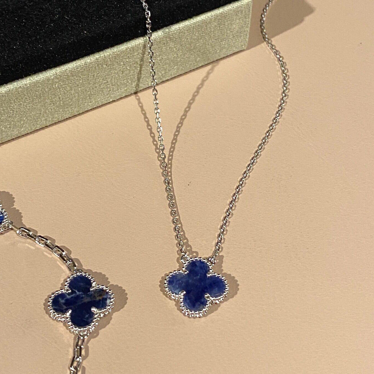 [Vera  Jewelry]CLOVER 15MM PIETERSITE NECKLACE SILVER