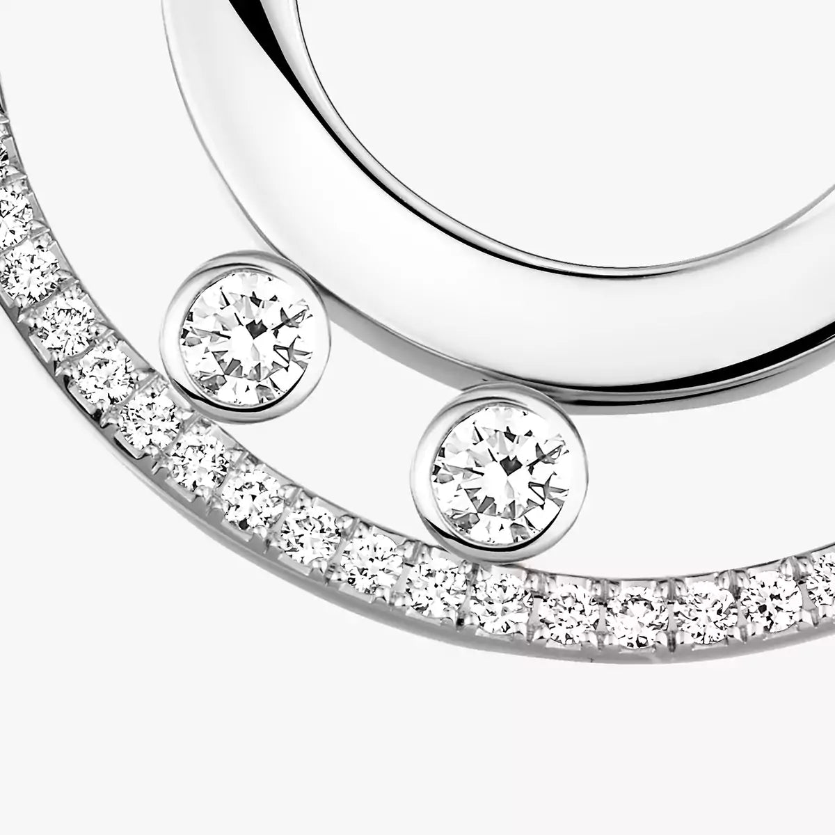 [Vera  Jewelry] Move Romane Small Diamond Hoop Earrings