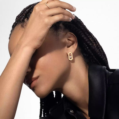 [Vera  Jewelry]So Move Diamond Earrings in Yellow Gold