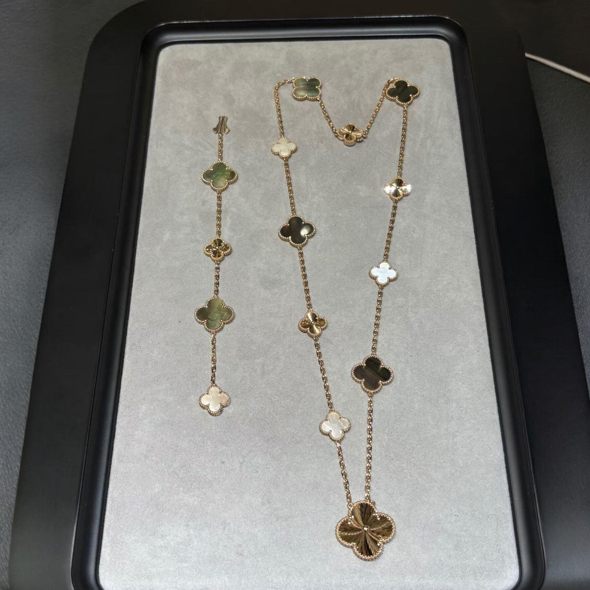 [Vera  Jewelry]DETACHABLE CLOVER 15(11+4) FLOWER ROSE GOLD NECKLACE SET