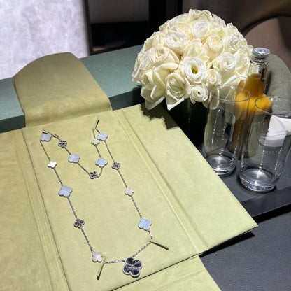 [Vera Jewelry]DETACHABLE CLOVER 15(11+4) FLOWER SILVER NECKLACE SET