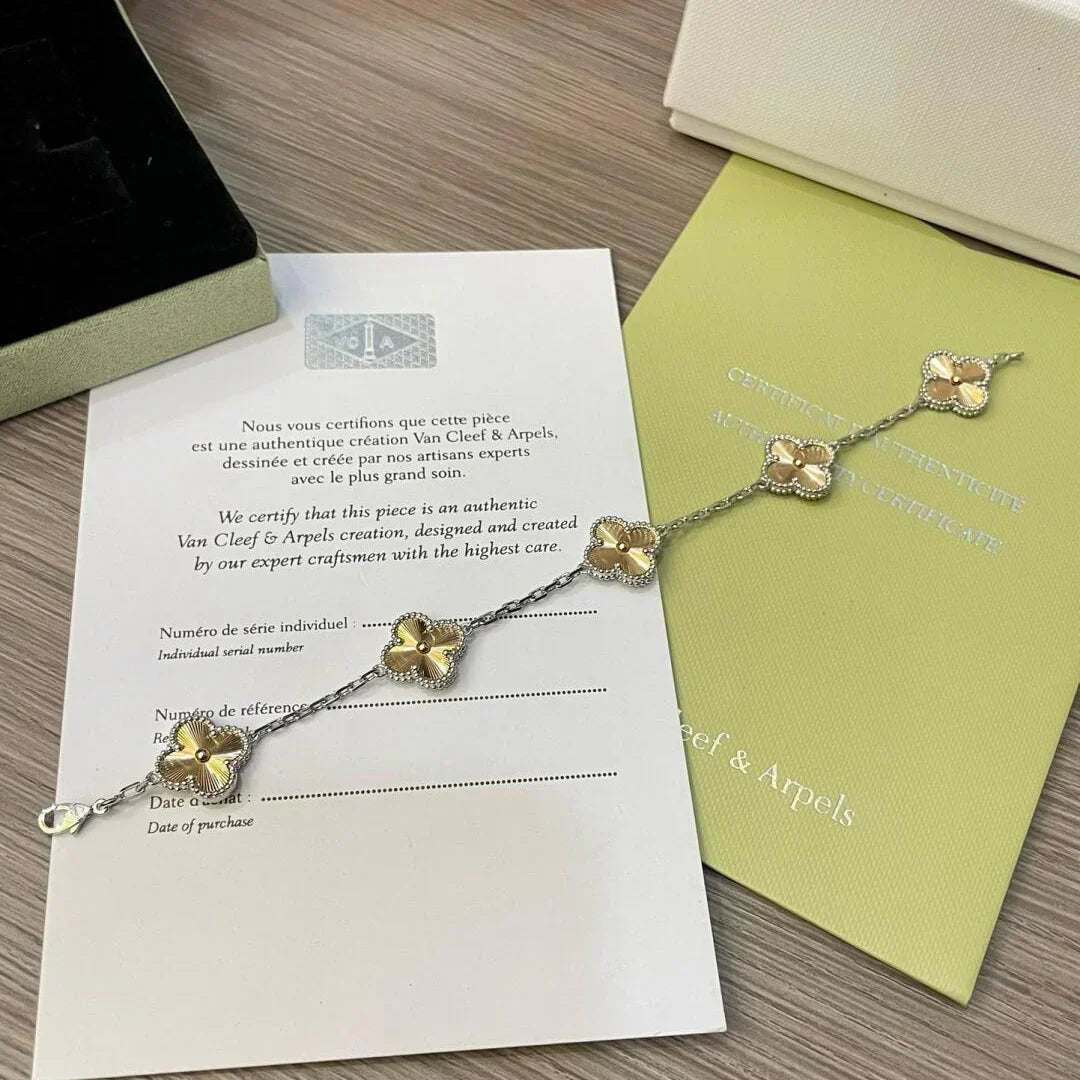 [Vera  Jewelry]LUCKY CLOVER 5-MOTIF BRACELET - LASER COLLECTION