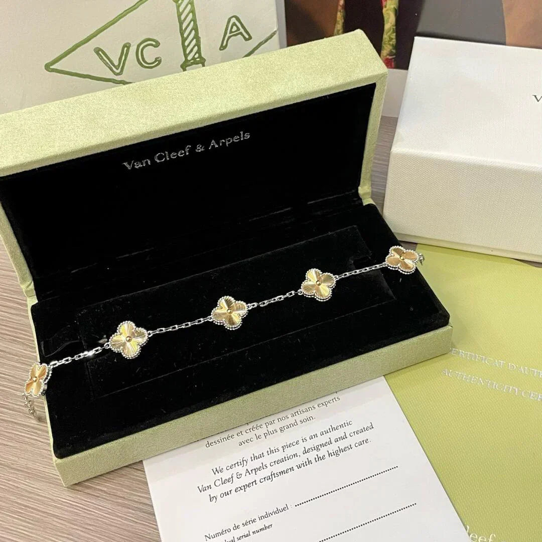 [Vera  Jewelry]LUCKY CLOVER 5-MOTIF BRACELET - LASER COLLECTION