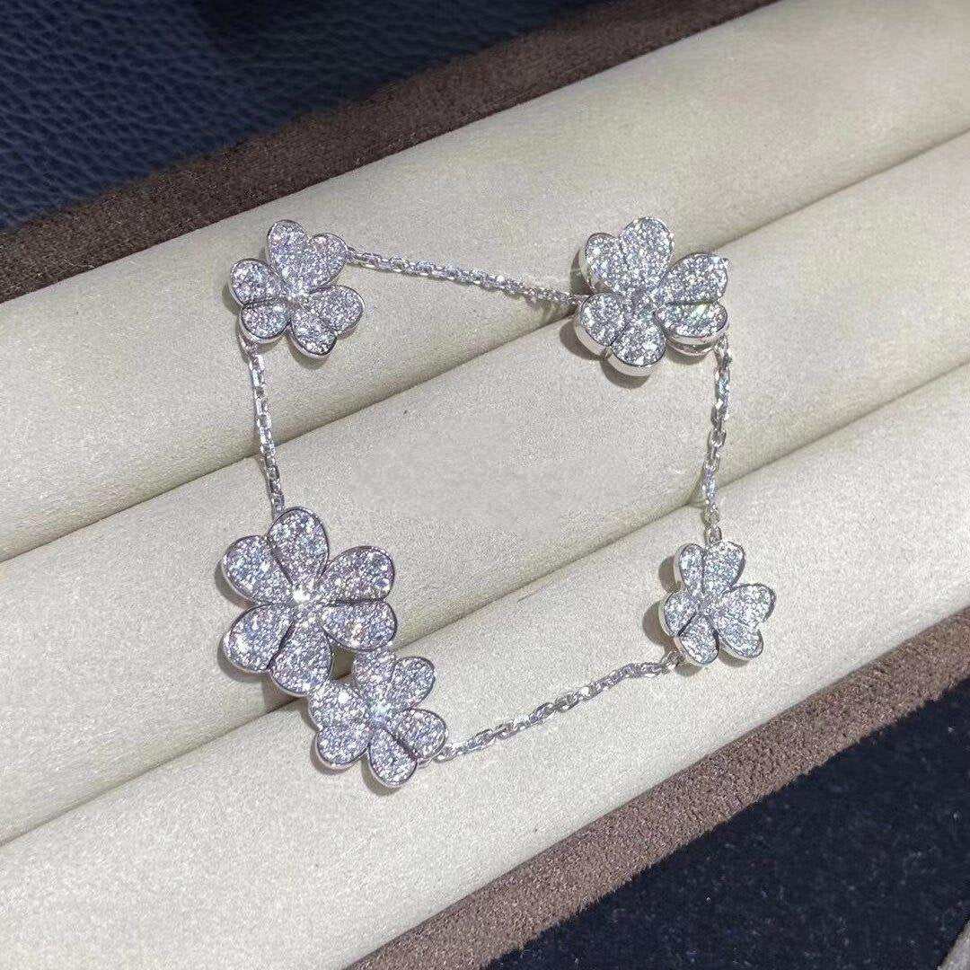 [Vera Jewelry]FRIVOLE SILVER 5 FLOWERS BRACELET