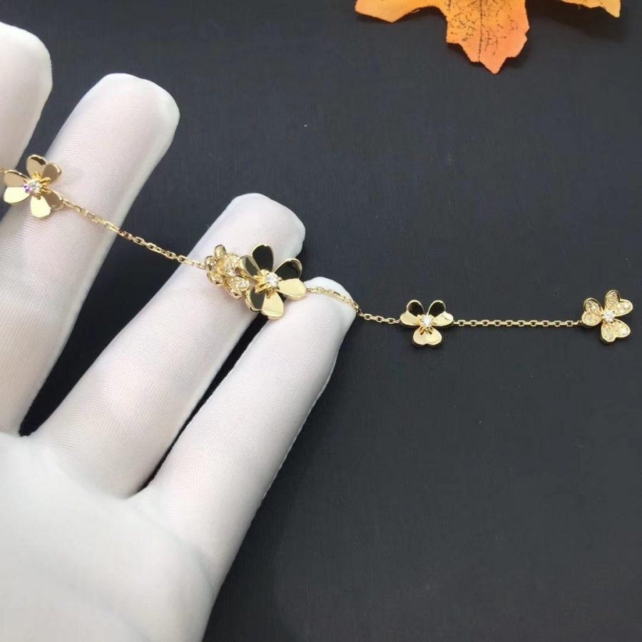 [Vera Jewelry]FRIVOLE GOLD 5 FLOWERS BRACELET