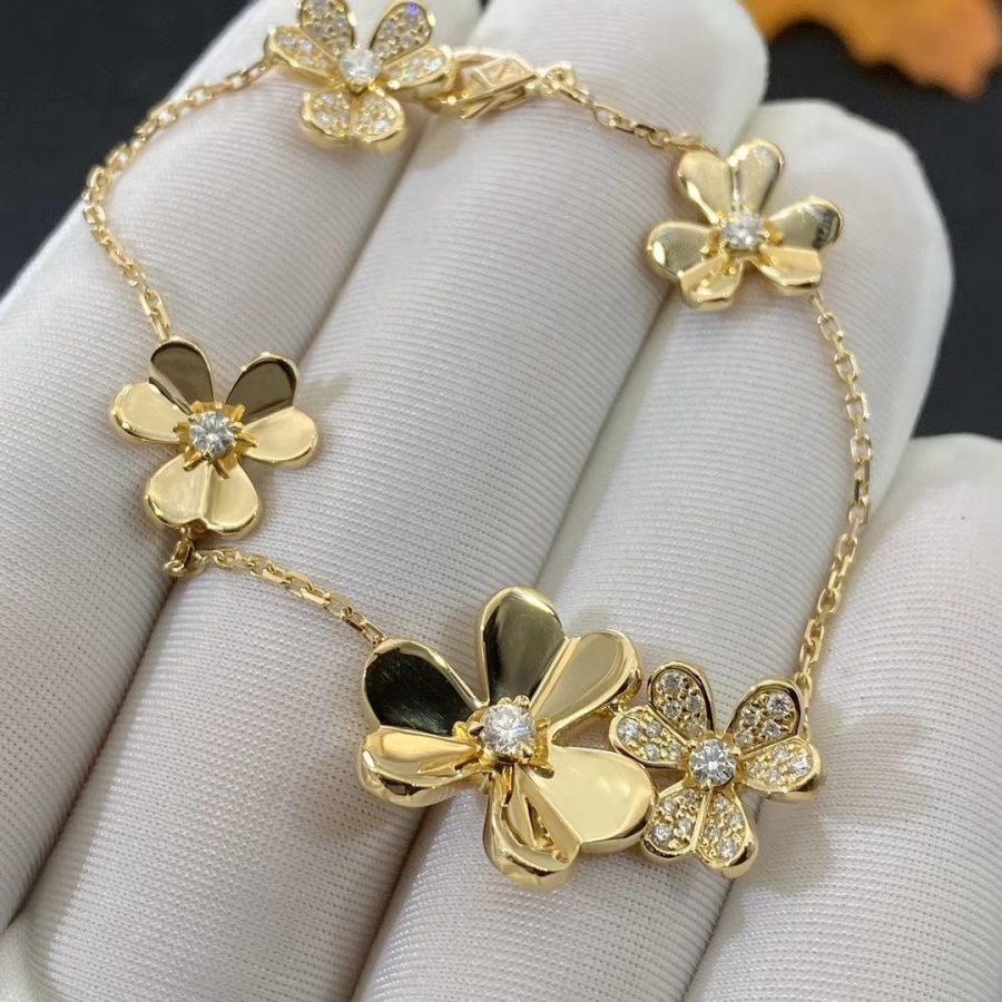 [Vera Jewelry]FRIVOLE GOLD 5 FLOWERS BRACELET